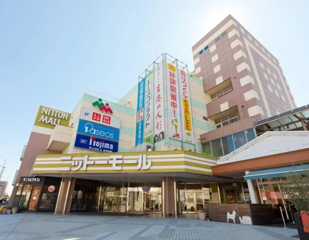 Asset Class: Retail
Location: Kumagaya City, Saitama Completion: 1979
Floor Area: 43,110 m²
Floors: 5 stories
Acquisition: 2024
Renovation: 2025 onwards